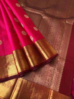 Kattams on Kanchivarams - Vairaoosi Kattam - Stunning Indian pink and brown Vairaoosi kattam with mayil chackaram woven buttas