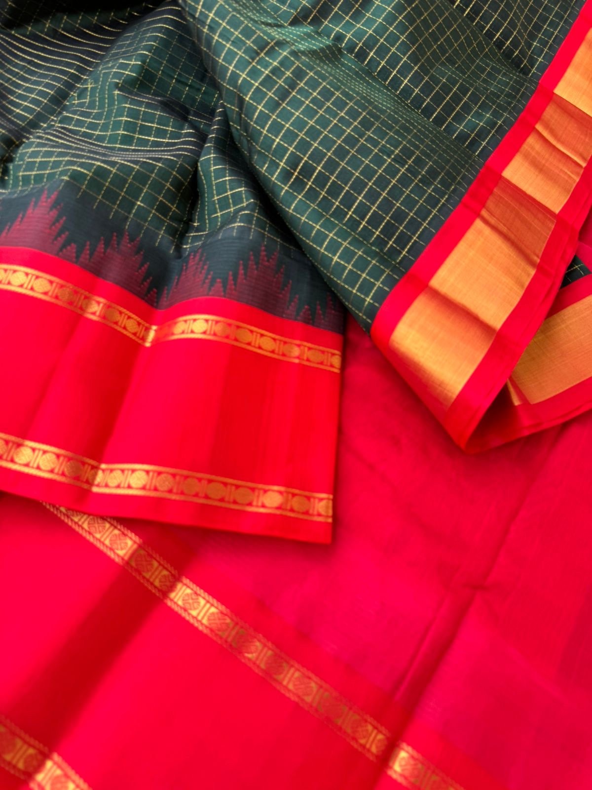 Kattams on Korvai Silk Cotton - deep karum pachai and red