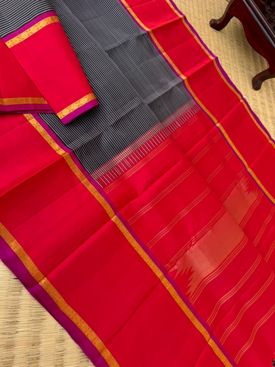 Album Untouched -  deep black grey oosi stripes woven body with deep red korvai woven borders