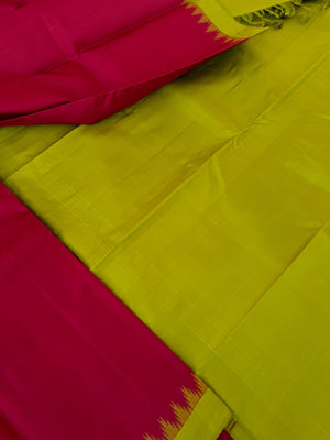 Kaavyam on Korvai Kanchivaram - deep aaraku red and green one inch korvai