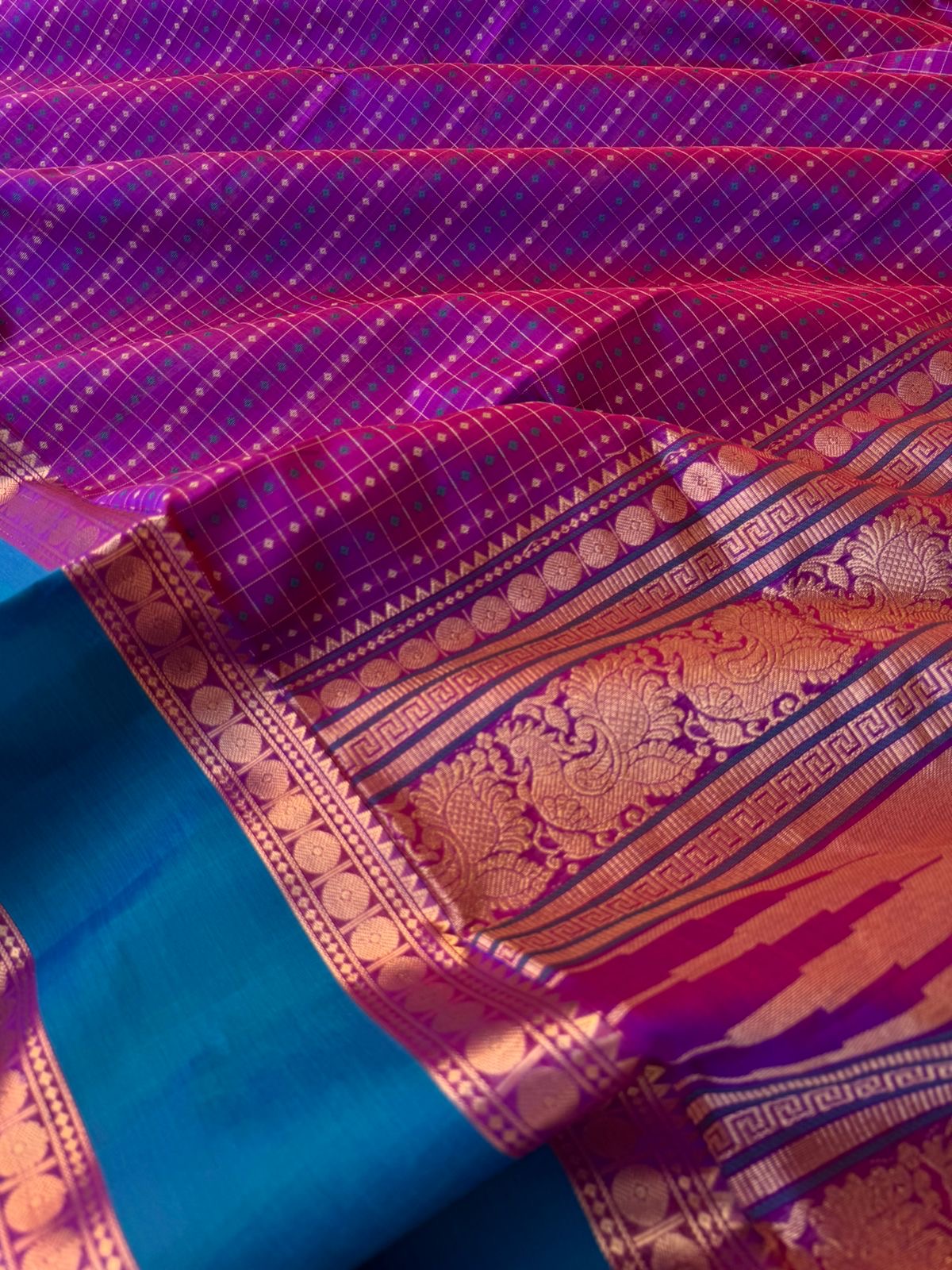 Woven Motifs Silk Cotton - dual tone purple lakshadeepam