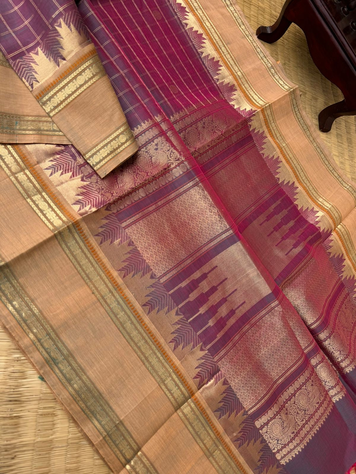 Zari Kissed Silk Cotton - gorgeous dual tone effect of kattam and woven buttas