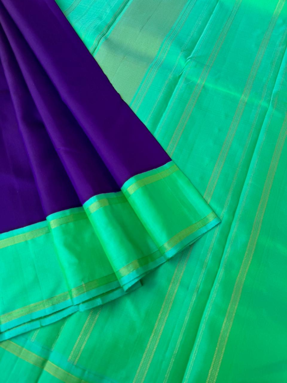 Album Untouched - deep violet blue plain body with aqua blue green korvai woven borders