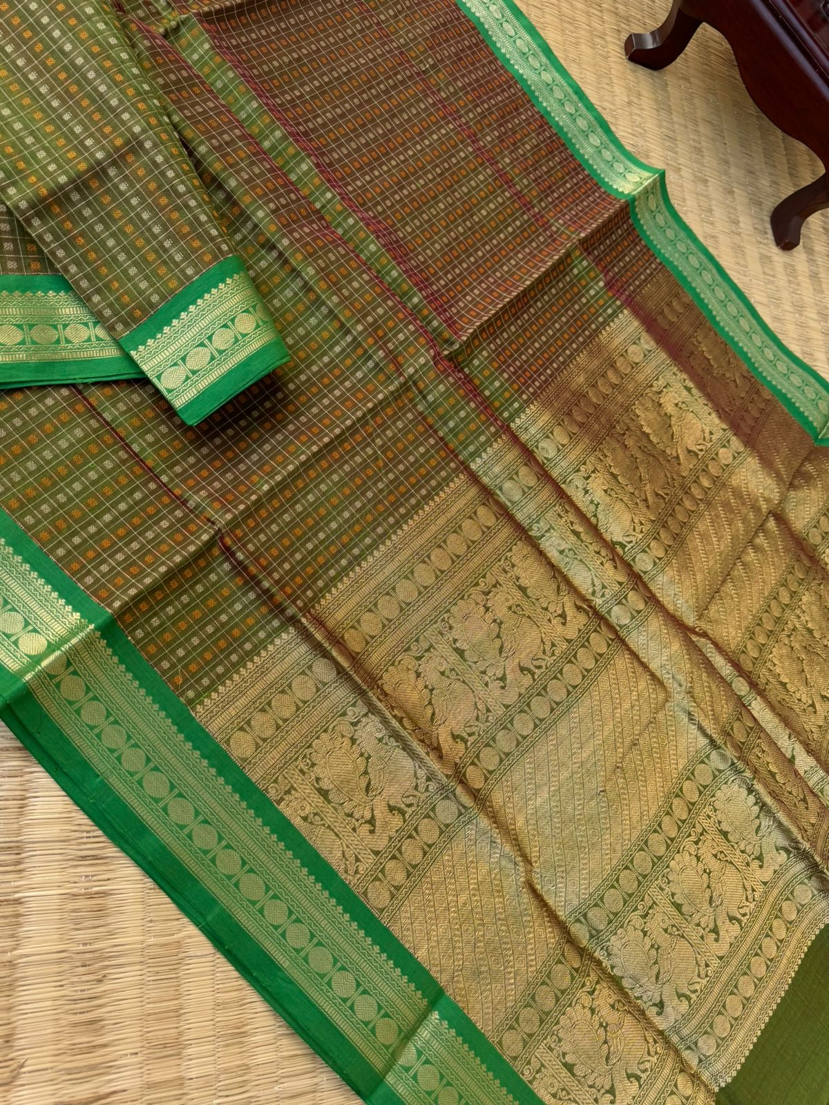 Woven Motifs Silk Cotton - maanthulir intricate Thuthripoo lakshadeepam