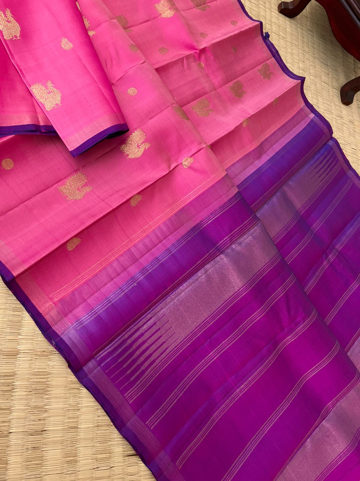 Mohaa - Beautiful Borderless Kanchivarams - rose pink and violet annapakshi woven buttas