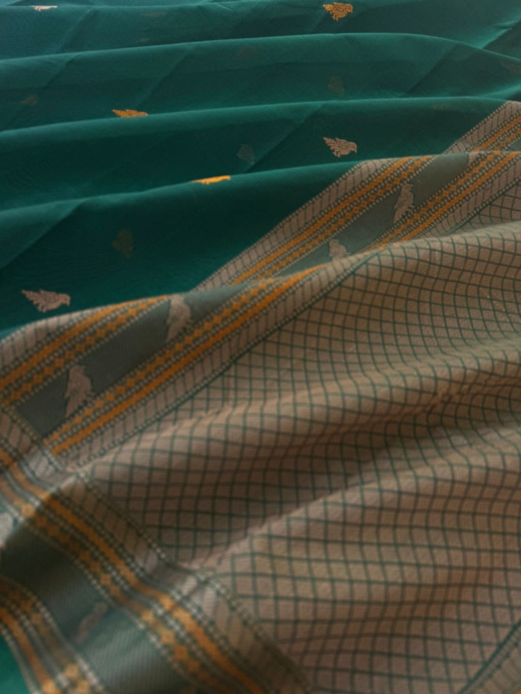 Mangalavastaram - deep dark Meenakshi green with parrots woven buttas