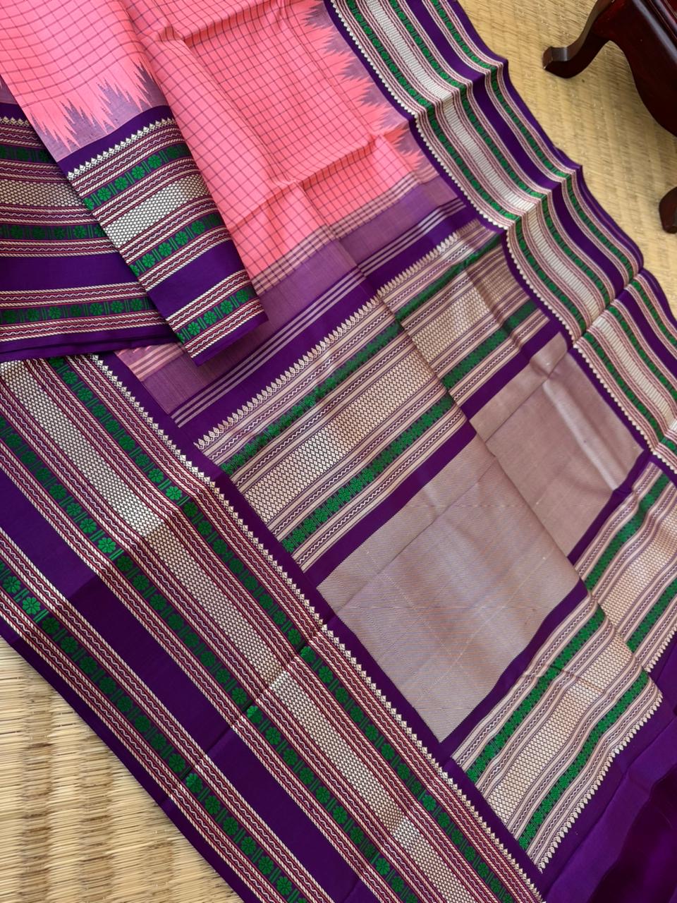 Pattu Pett - Exquisite No Zari Kanchivarams - stunning bubble gum pink and purple