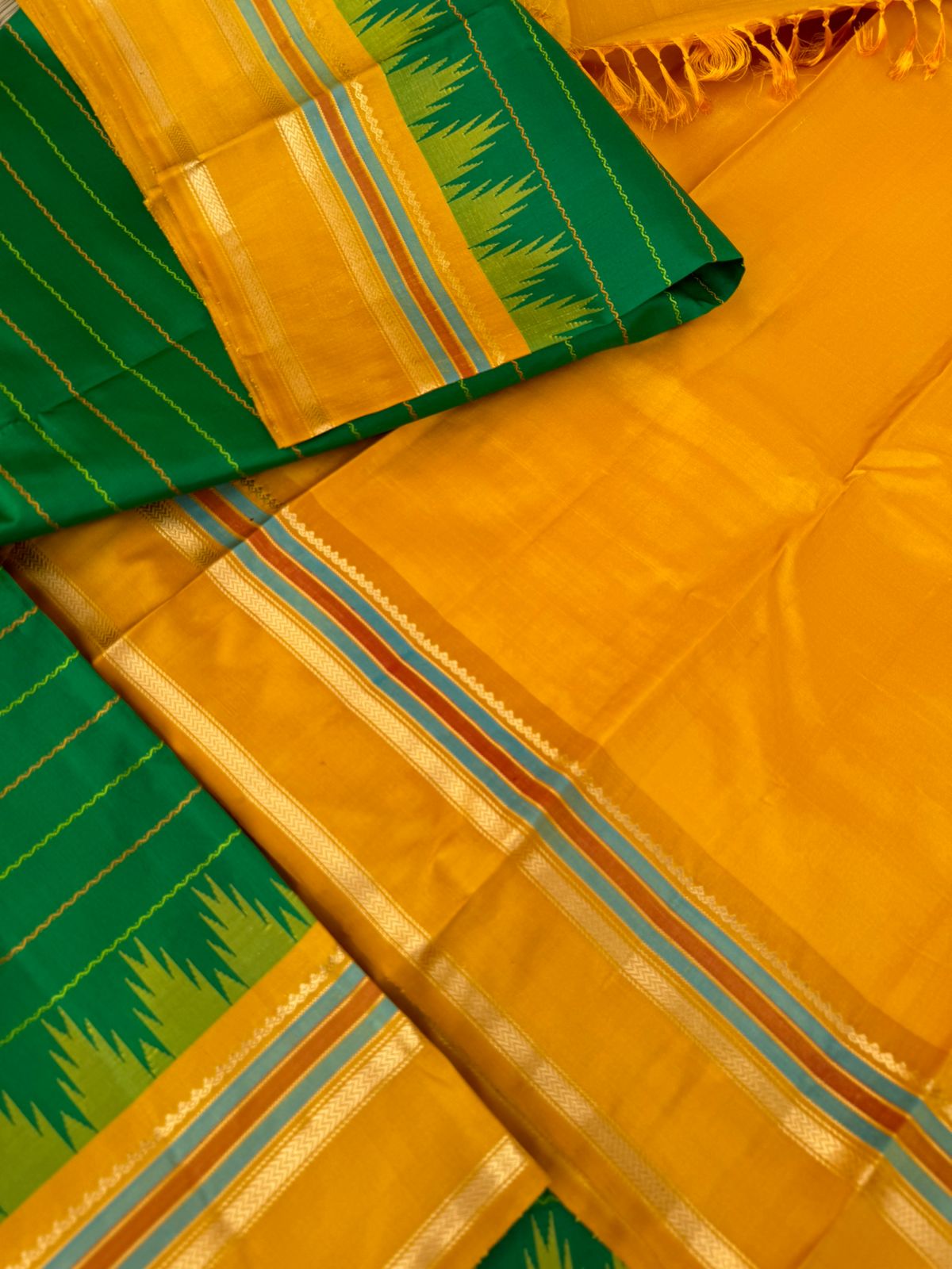 Veldhari on Korvai Kanchivaram - traditional stunning green on mustard