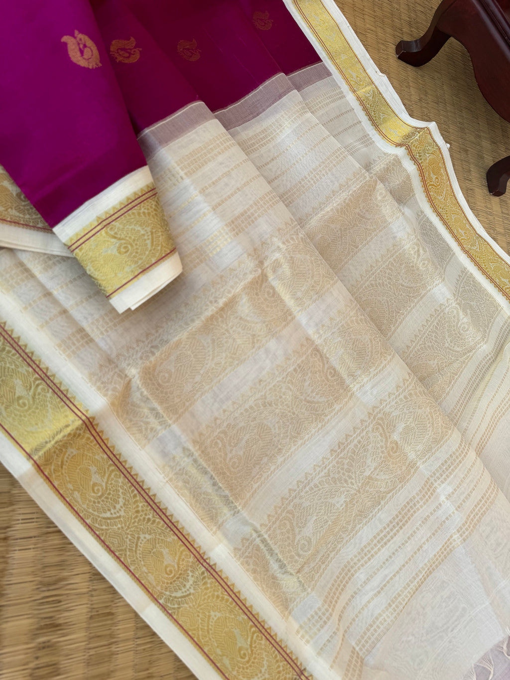 Korvai Silk Cotton - deep majentha and off white/gold