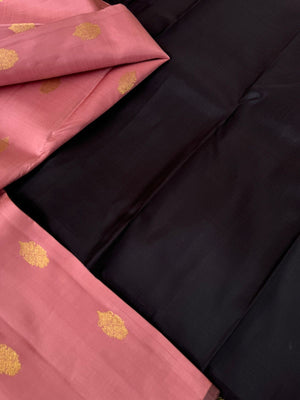 Mohaa - Beautiful Pastel Borderless Kanchivarams - unusual dusky rose and black