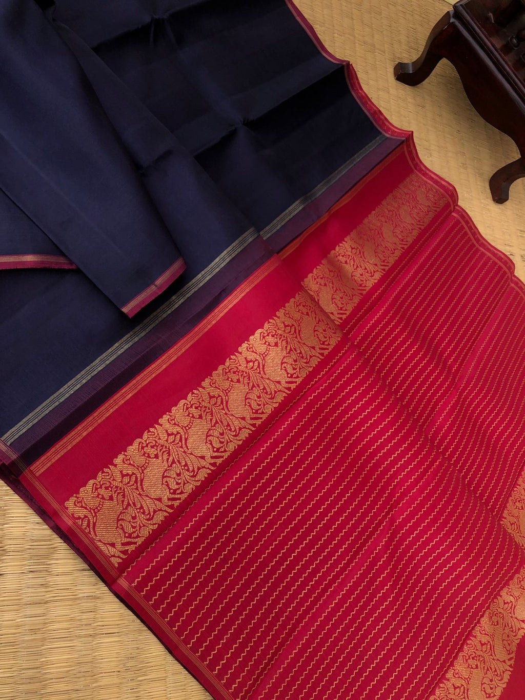 Mohaa - Beautiful Borderless Kanchivarams - deepest min night navy blue full plain body with deep red veldhari woven pallu and blouse