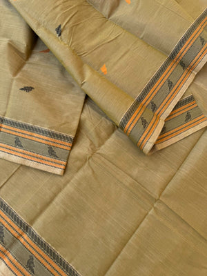 Mangalavastaram - deep beige with parrots woven buttas