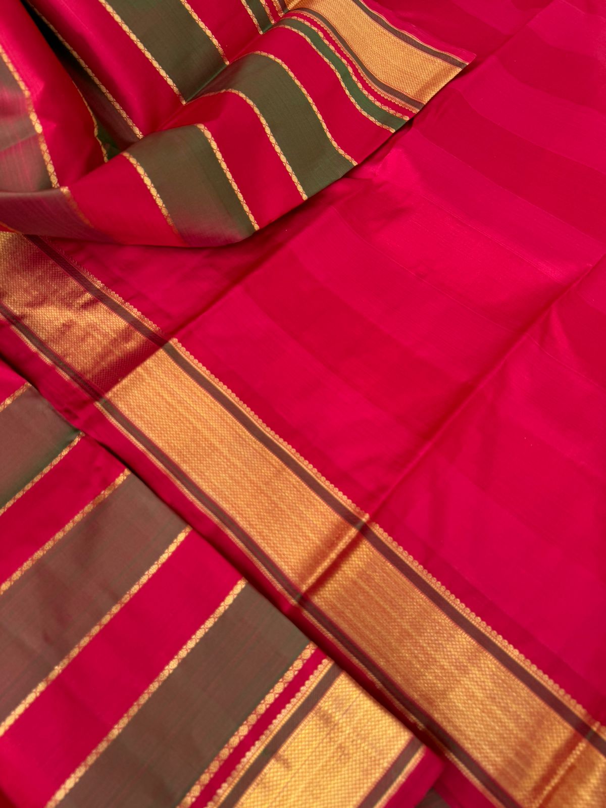 Raga Aadhana - The Vintage Recreated Kanchivaram - the most traditional pick of maanthulir and deep red