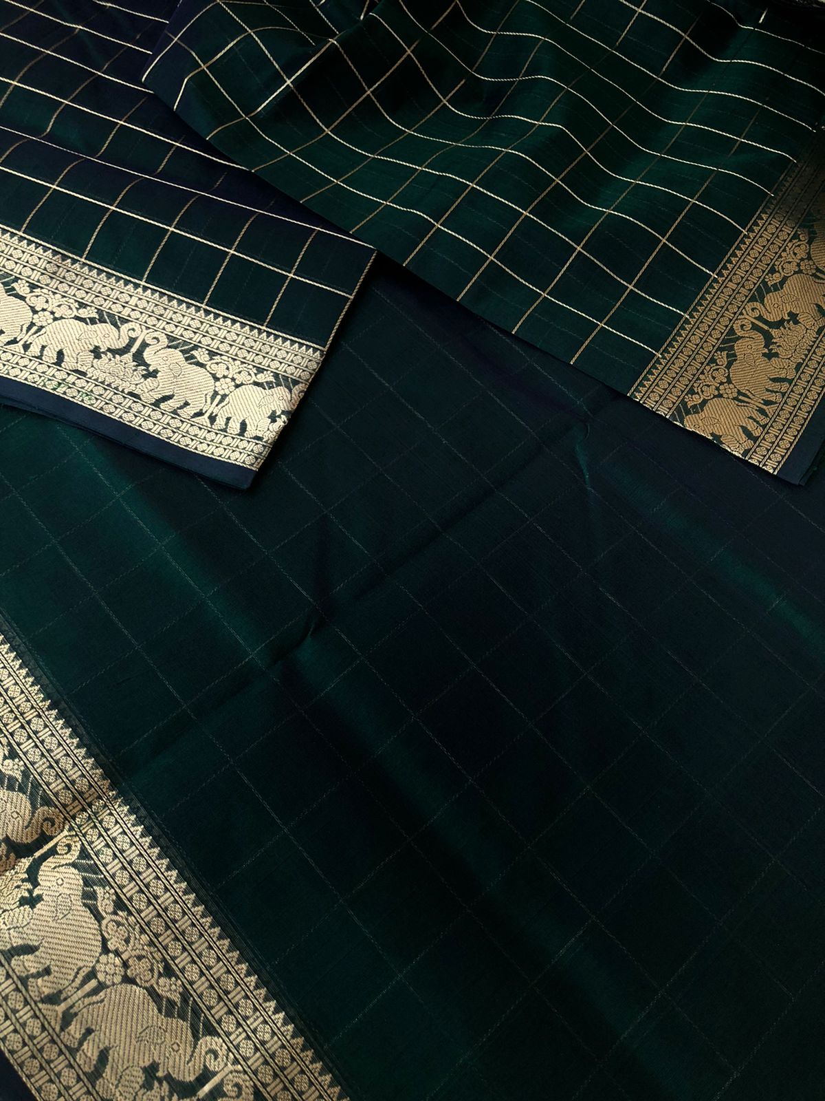 Zari Kissed Silk Cotton - stunning kaarum pachai muthukattam with elephant woven borders and vintage short pallu