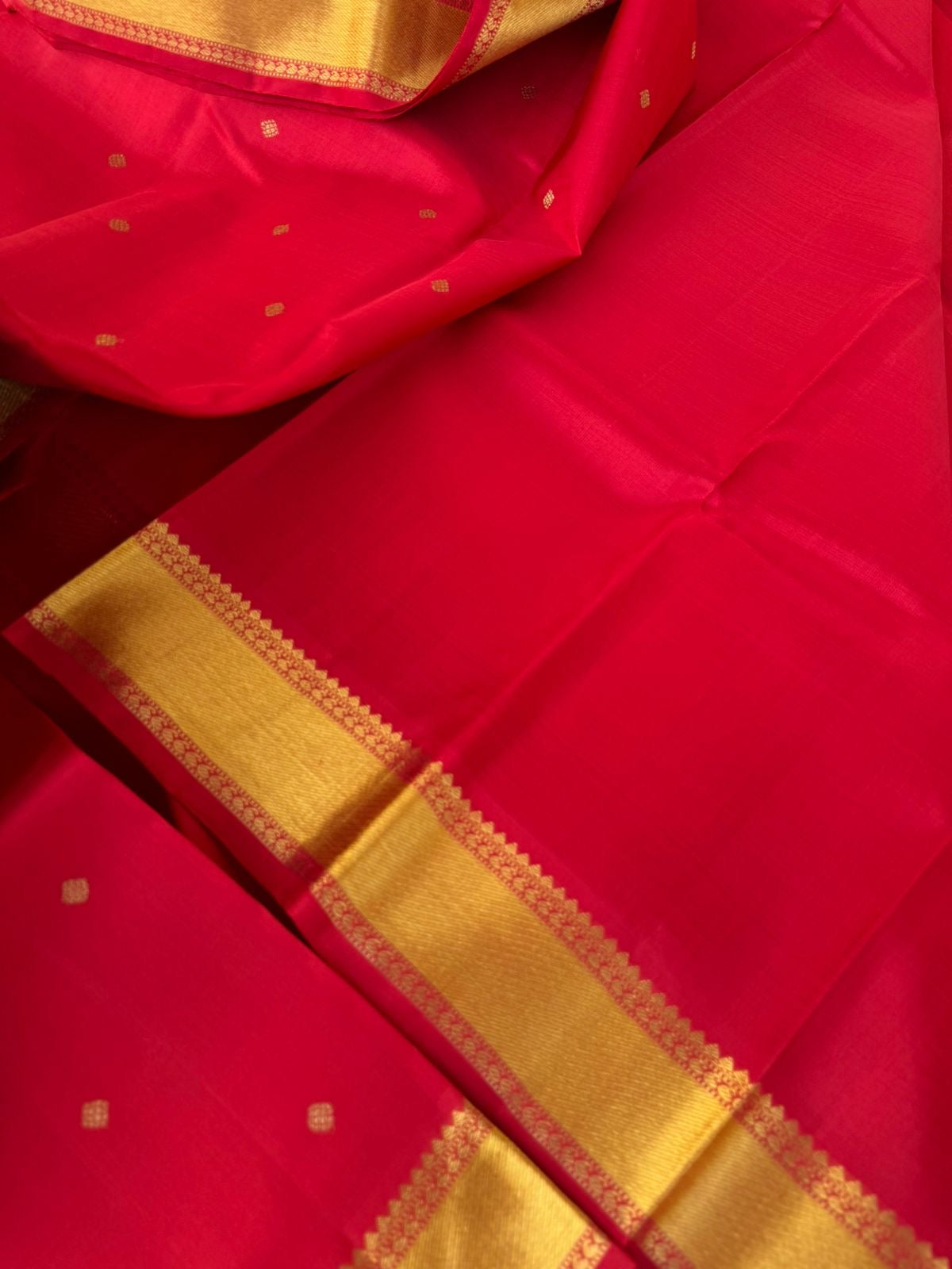 Swarnam - Stunning Solid Border Kanchivarams - the best of best red and gold