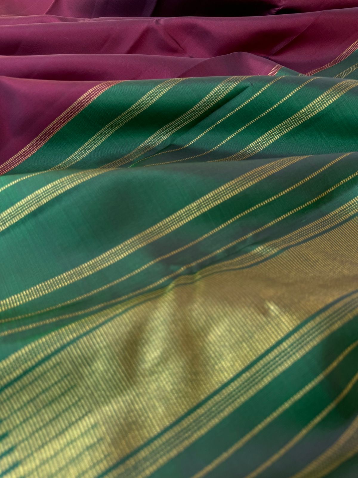 Everyday Essentials - gorgeous kum kum marron and green with oosi temple woven borders