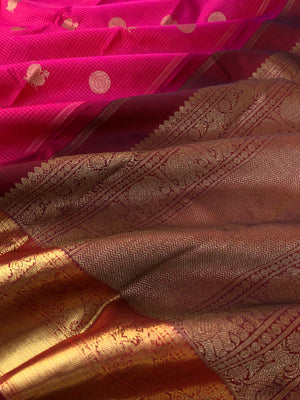 Kattams on Kanchivarams - Vairaoosi Kattam - Stunning Indian pink and brown Vairaoosi kattam with mayil chackaram woven buttas