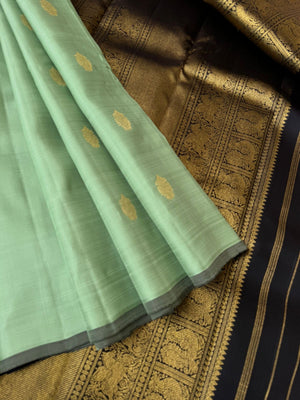 Mohaa - Beautiful Pastel Borderless Kanchivarams - pastel pale pista green and black