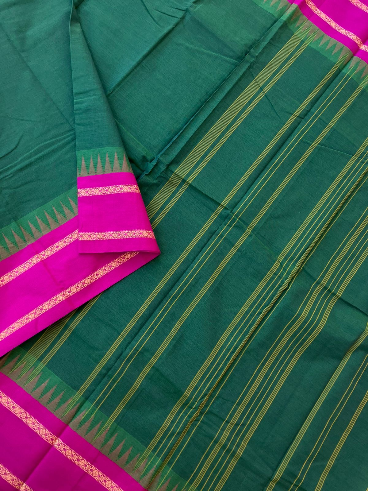 Korvai Stories - forest green and deeper pink