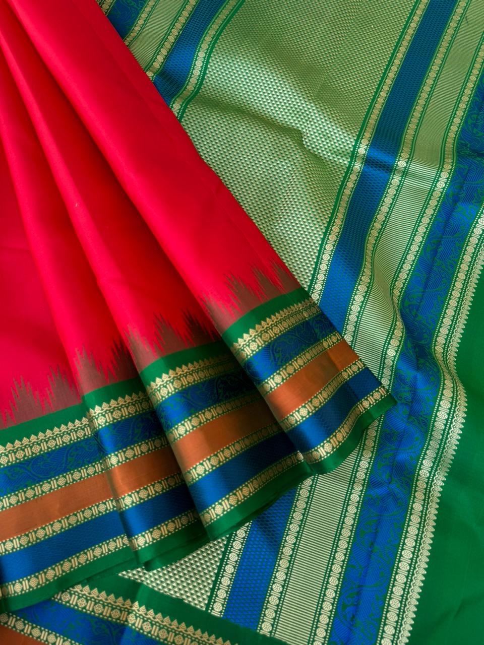 Silk Play on No Zari Kanchivaram - beautiful red and green with yali woven borders