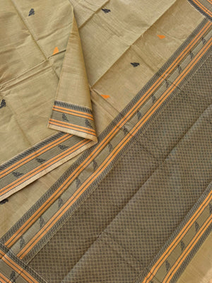 Mangalavastaram - deep beige with parrots woven buttas